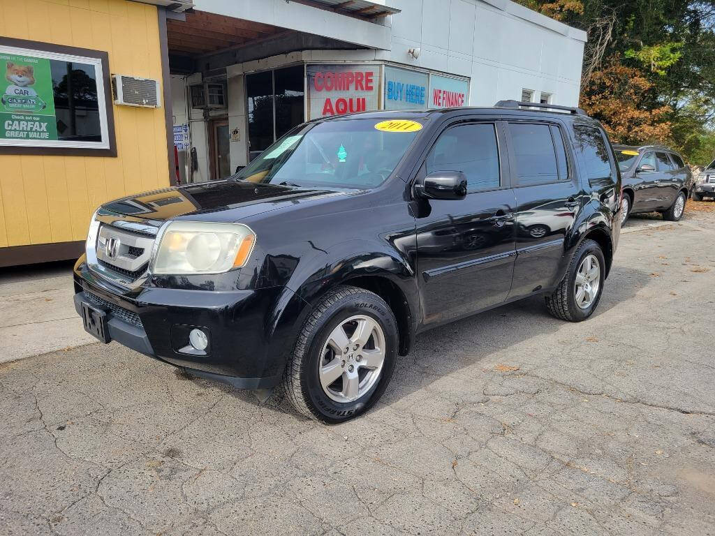 2011 Honda Pilot for sale at DAGO'S AUTO SALES LLC in Dalton, GA