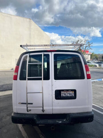 2017 Chevrolet Express 2500