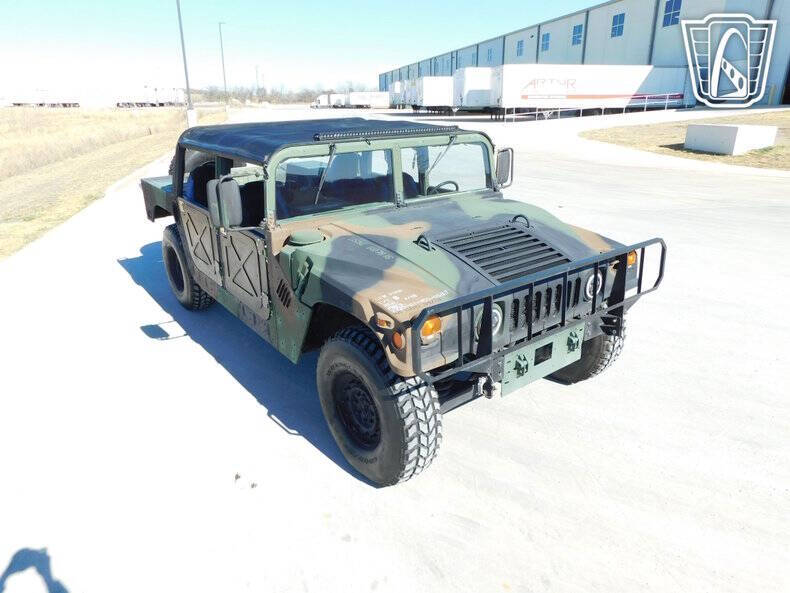 2002 AM General M1123
