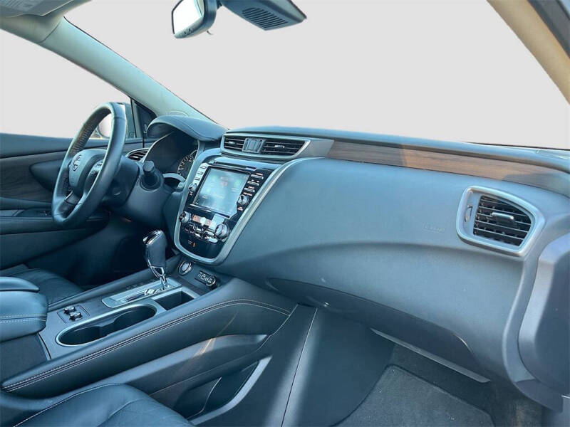 2023 Nissan Murano Platinum