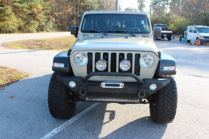 2020 Jeep Gladiator Sport