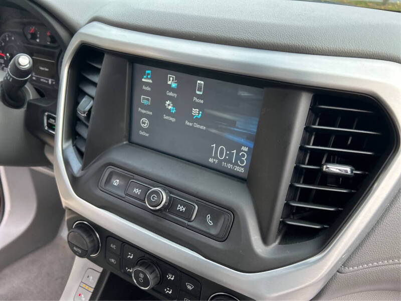 2018 GMC Acadia SLE-2