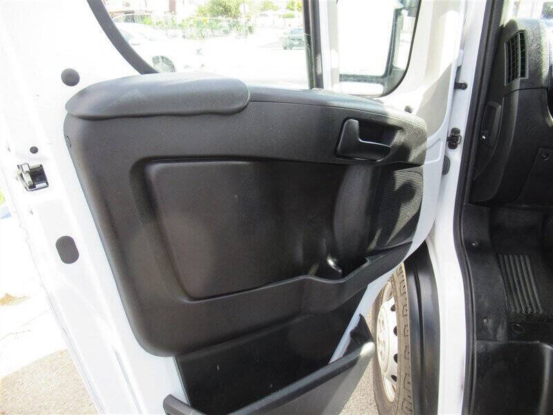 2019 RAM ProMaster Cargo Van Base photo 15