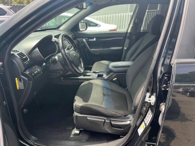 2014 Kia Sorento LX