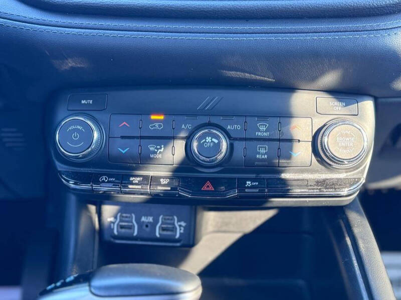 2022 Dodge Durango SXT