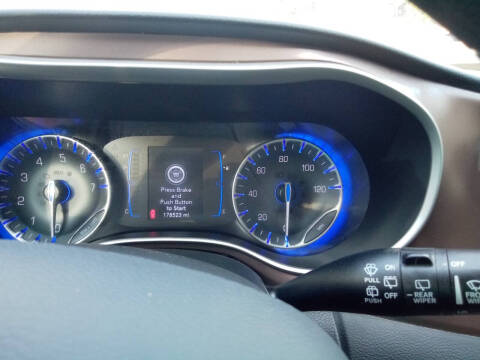 2020 Chrysler Voyager LX