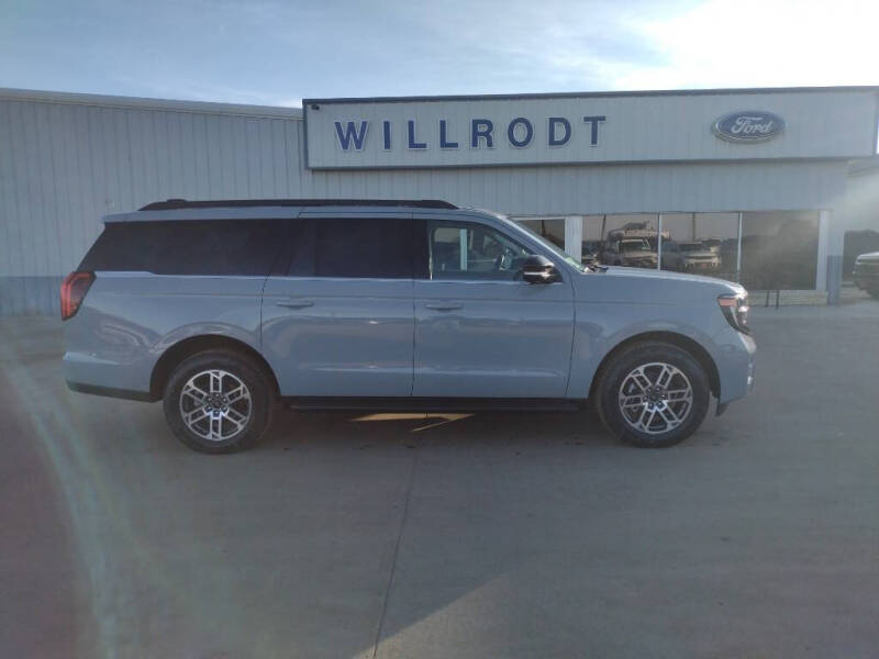 2026 Ford Expedition MAX Active