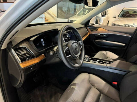 2023 Volvo XC90 B6 Plus Bright Theme 6P