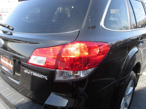 2013 Subaru Outback 2.5i Premium