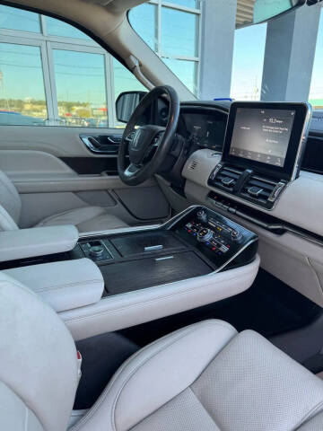 2020 Lincoln Navigator Standard