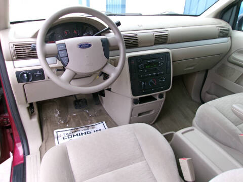 2005 Ford Freestar SE