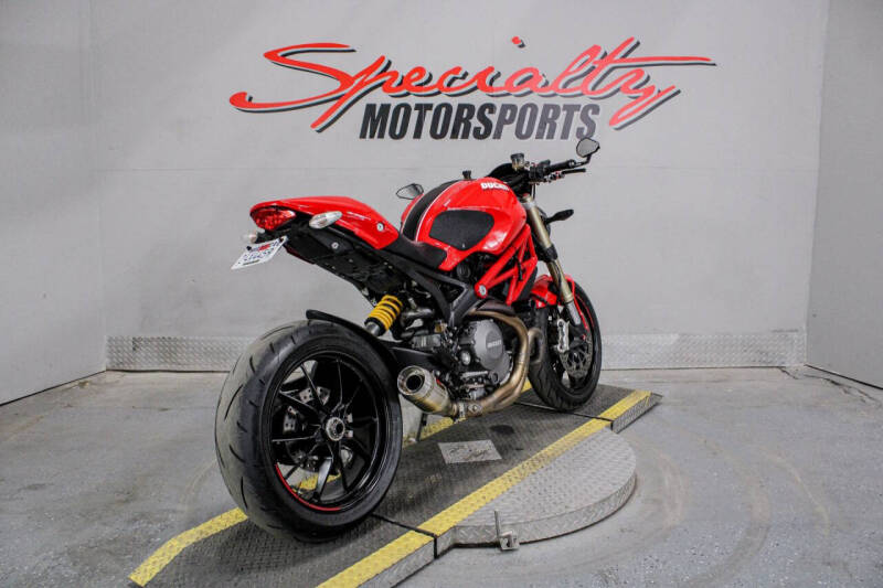 2013 Ducati Monster 1100 EVO