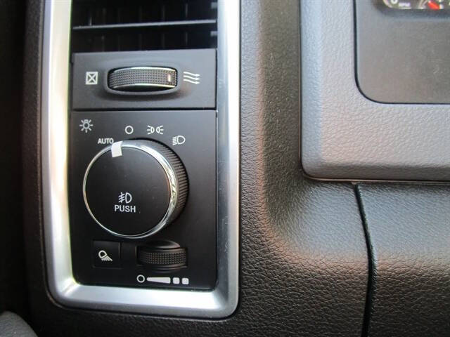 2019 RAM 1500 Classic SLT