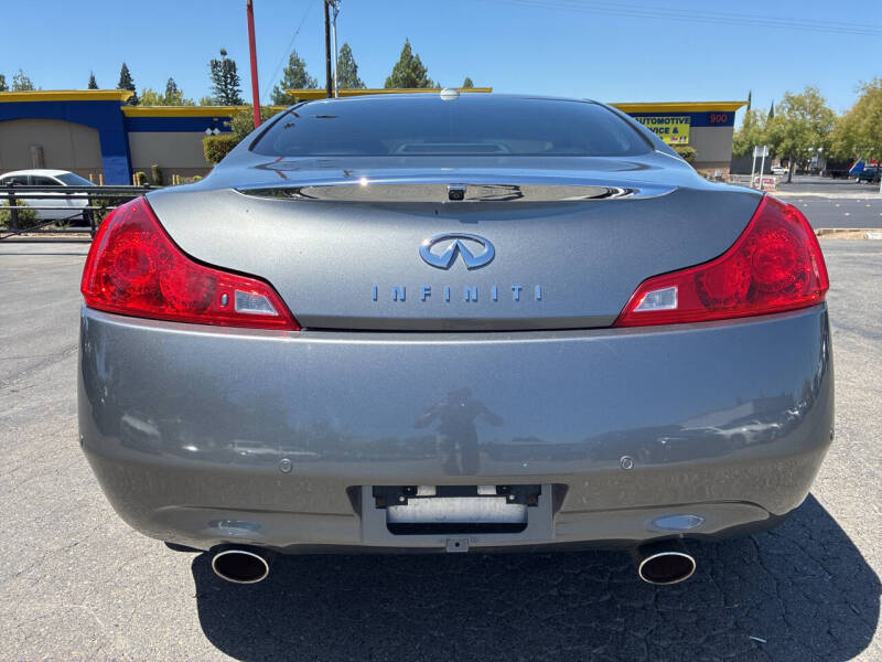 2011 Infiniti G37 Coupe