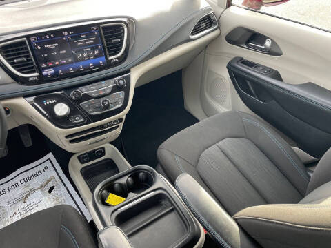 2021 Chrysler Pacifica Touring
