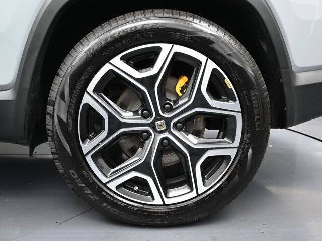 2022 Rivian R1S Launch Edition