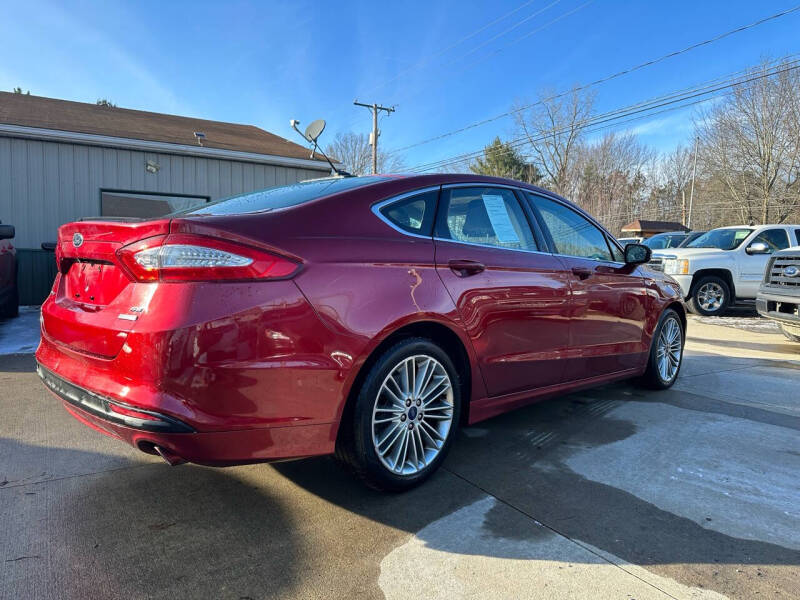 2015 Ford Fusion SE photo 4