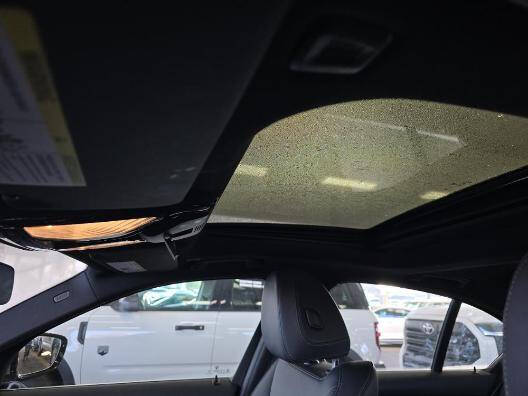 2024 BMW 3 Series 330i