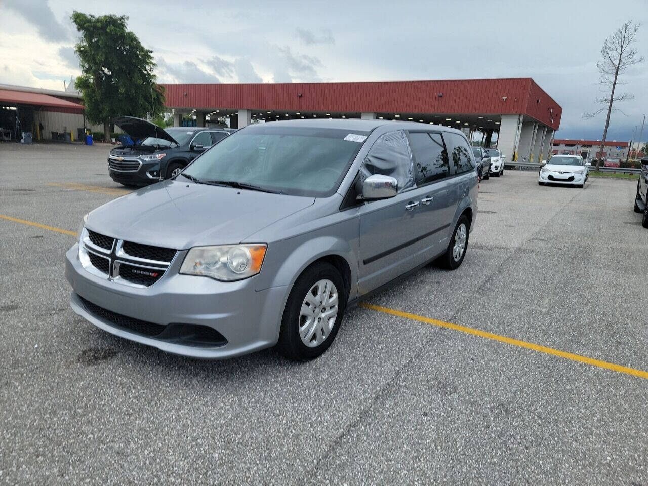 2015 DODGE Grand Caravan Minivan - $5,975