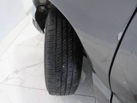 2005 Ford E-Series E-150 XL