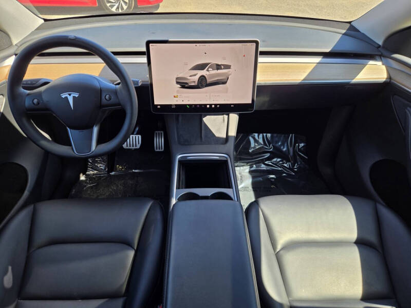 2023 Tesla Model Y Performance