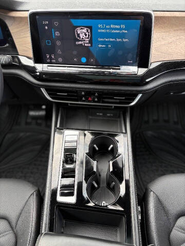 2024 Volkswagen Atlas SE