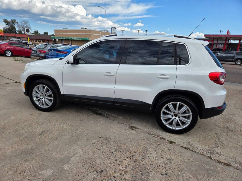 2011 Volkswagen Tiguan SEL 4Motion