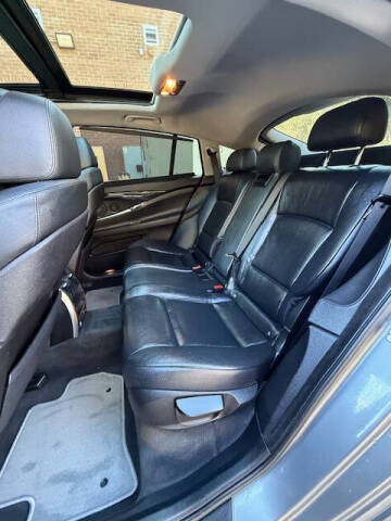 2011 BMW 5 Series 535i xDrive Gran Turismo