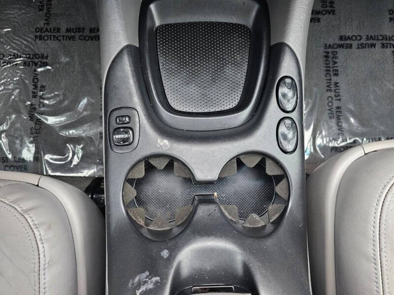 2005 Toyota Sequoia SR5