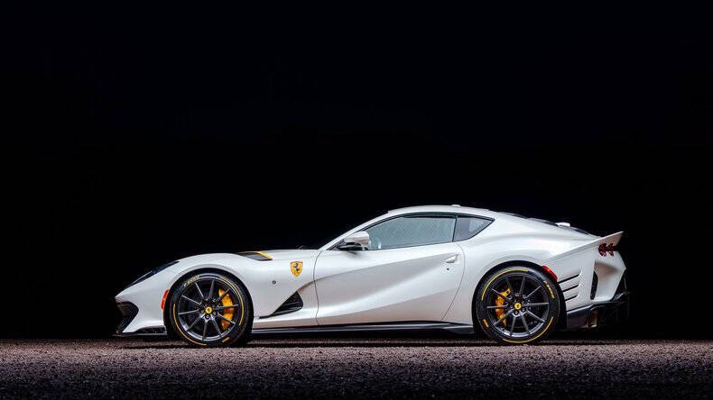 2022 Ferrari 812 Competizione