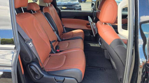 2024 Kia Carnival SX