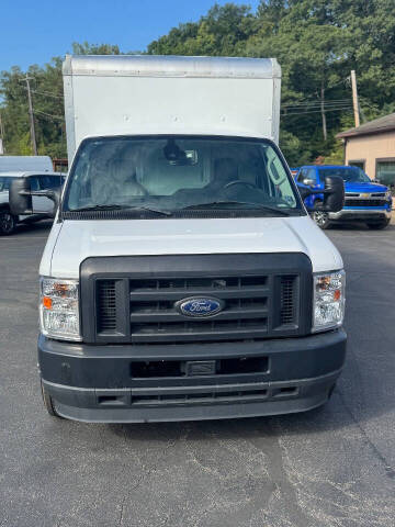 2023 Ford E-Series E-350 SD