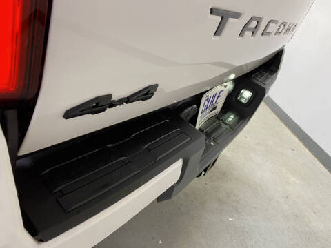 2025 Toyota Tacoma TRD Sport HV