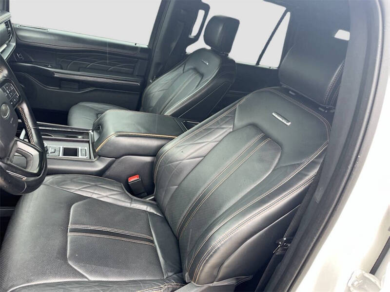 2023 Ford Expedition MAX Platinum