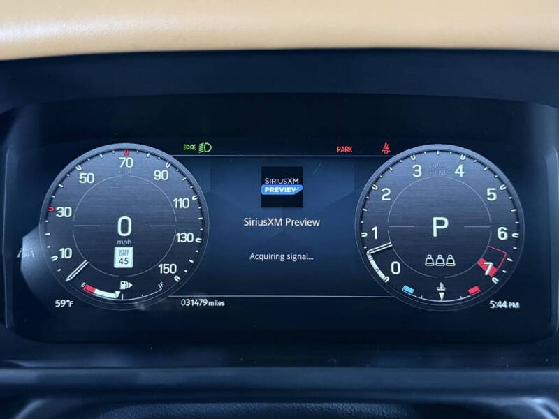 2024 Land Rover Defender 110 P400 X-Dynamic SE