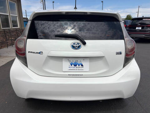 2013 Toyota Prius c Two