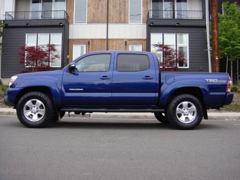 2015 Toyota Tacoma 4x4 Doublecab V6 AT's photo