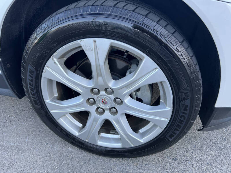 2010 Cadillac SRX Performance Collection