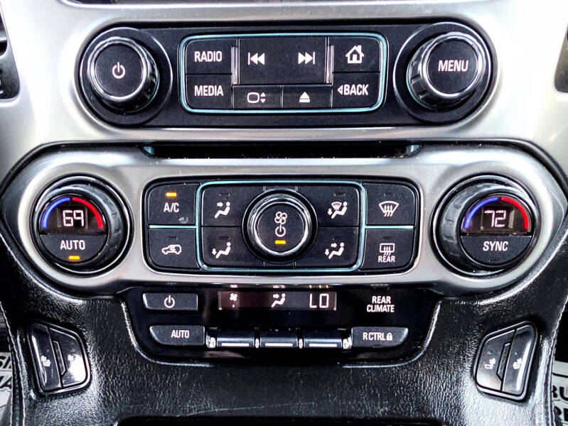 2017 Chevrolet Suburban LT