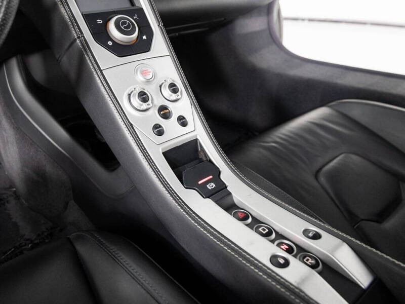 2012 McLaren MP4-12C