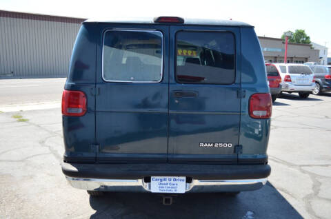 1998 Dodge Ram Van