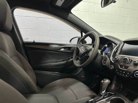 2017 Chevrolet Cruze LT Auto