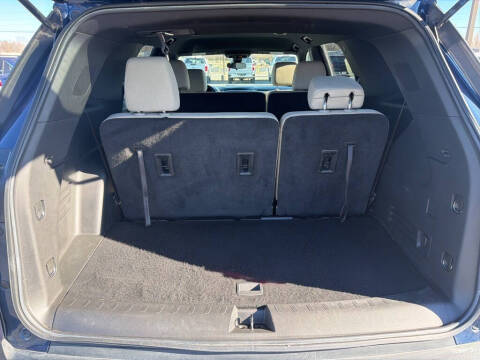 2022 Chevrolet Traverse LS