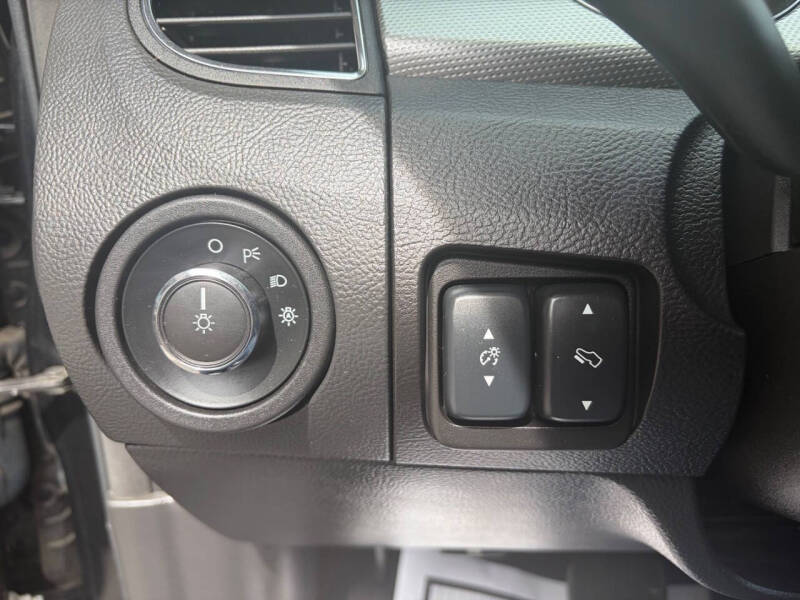 2011 Ford Taurus SEL