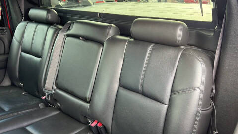 2011 Chevrolet Avalanche LT