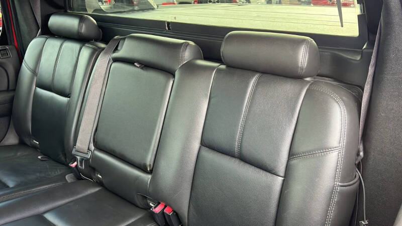 2011 Chevrolet Avalanche LT