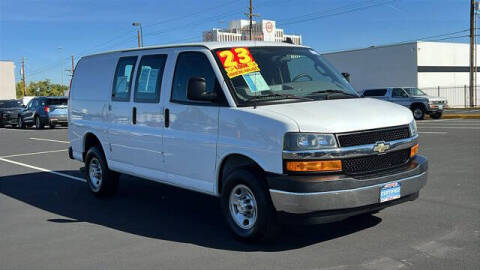 2023 Chevrolet Express 2500