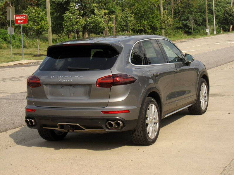 2018 Porsche Cayenne S