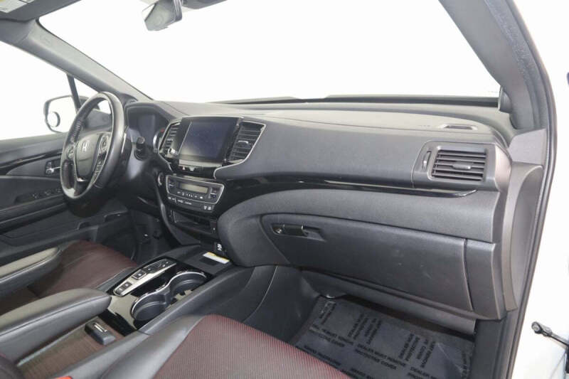 2022 Honda Ridgeline Black Edition