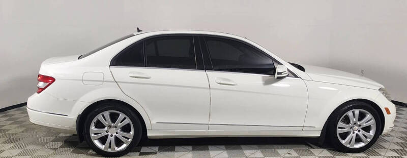 2010 Mercedes-Benz C-Class C 300 Luxury